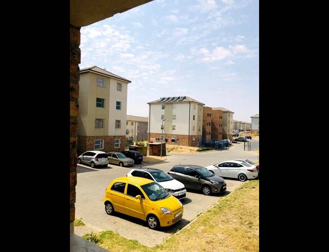 2 BEDROOM APARTMENT FOR SALE IN RIVERSIDE VIEW